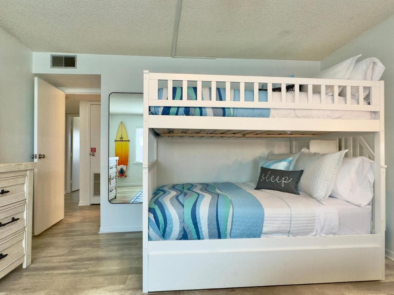 Pier Pressure Beachfront Wpool Какао-Бич Экстерьер фото